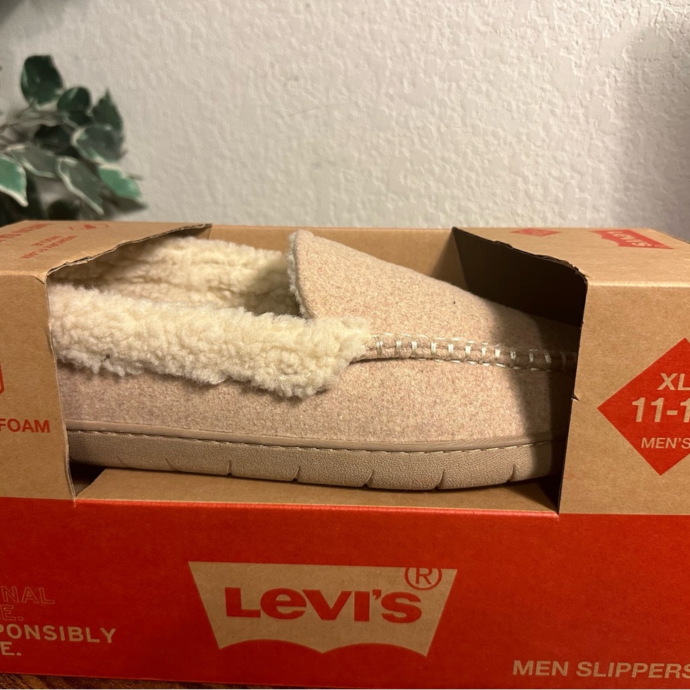 Levi's Venetian Mens Moccasin Slippers XLARGE 11-12